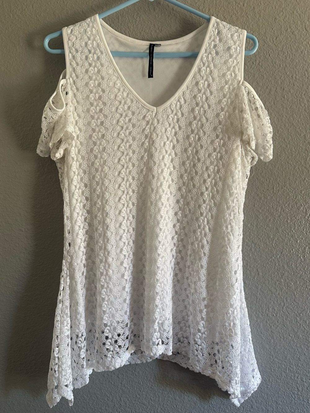 White Lace Open-Shoulder V-Neck Women's Top